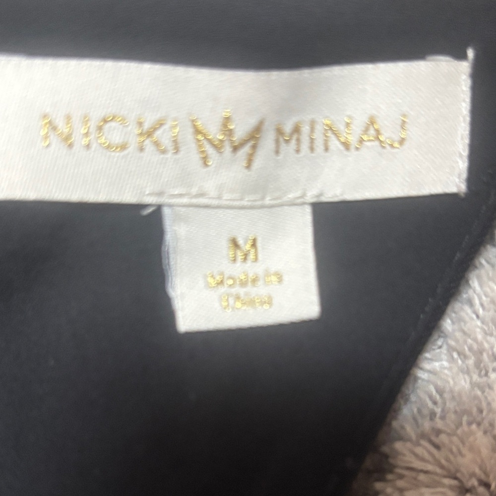 Nicki Minaj Elegant Black Garment